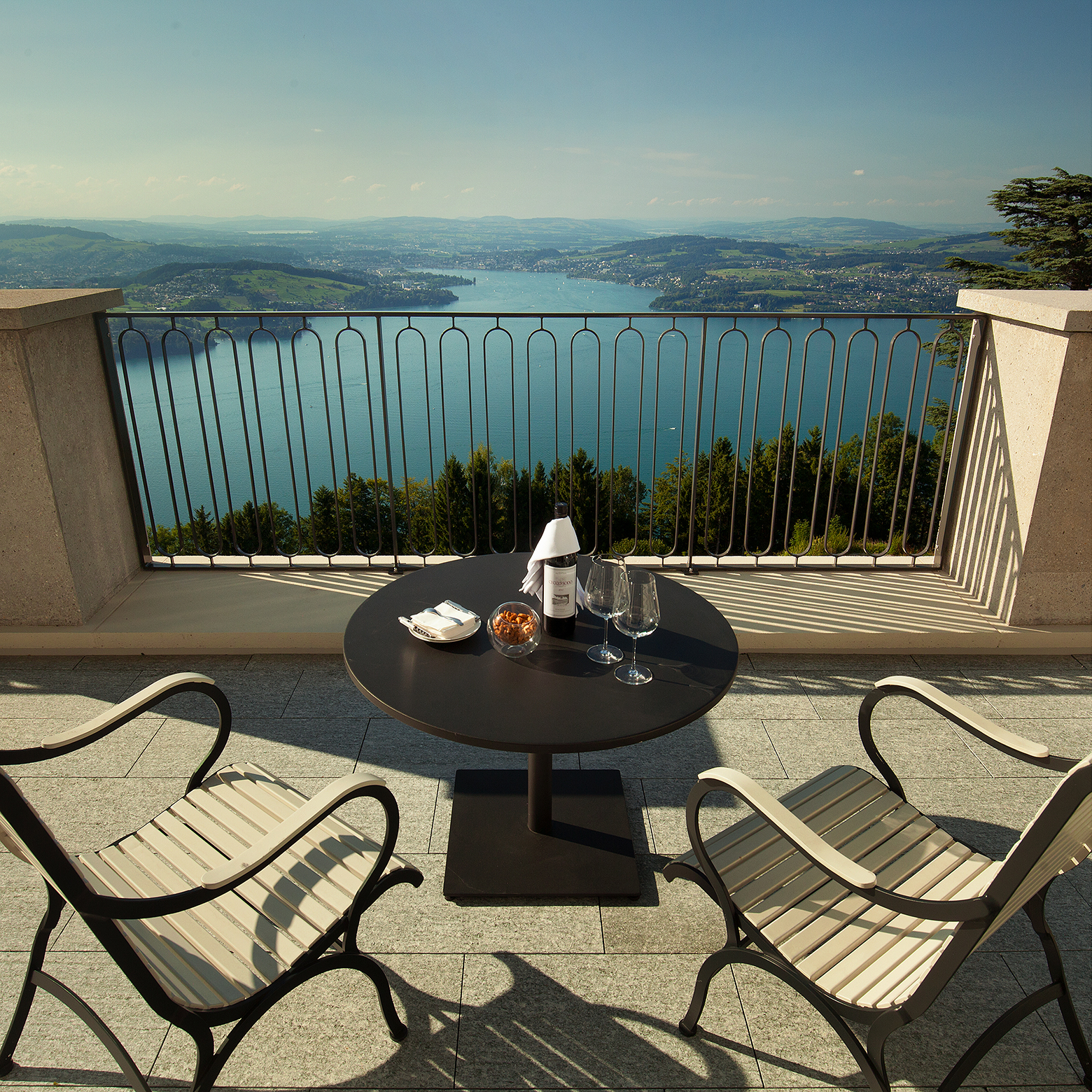 Grand Residence Suites Terrace