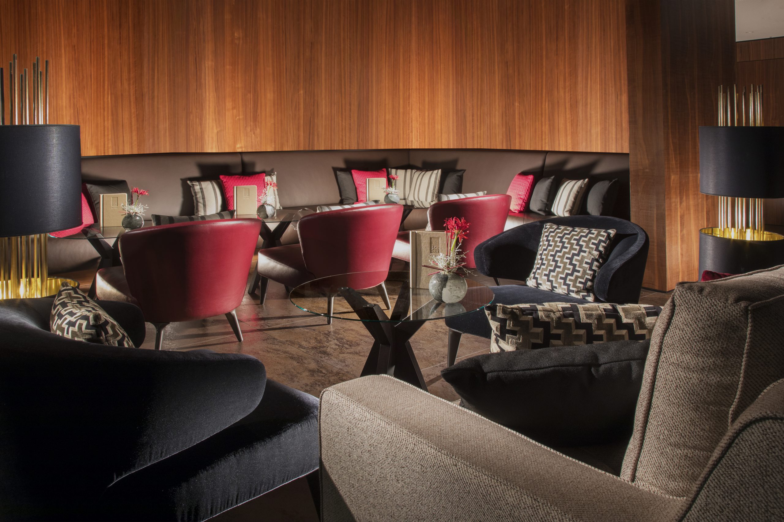 Spices Lounge Seating Area at Bürgenstock Resort