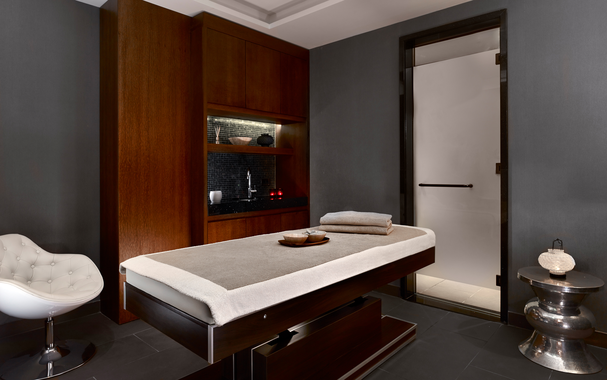 Spa treatment room